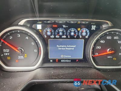 Zdjęcie 9 z 13 samochodu: 2021 CHEVROLET SUBURBAN K1500 PREMIER VIN:1GNSKFKD7MR162030 - miniatura