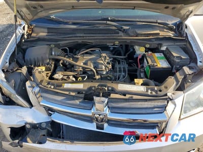 Zdjęcie 12 z 13 samochodu: 2010 DODGE GRAND CARAVAN SXT VIN:2D4RN5D14AR216274 - miniatura