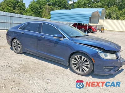 Czwarte zdjęcie samochodu z boku: 2017 LINCOLN MKZ RESERVE VIN:3LN6L5E90HR617847 - miniatura