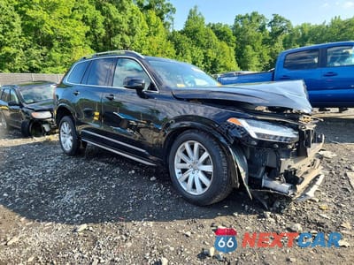 Czwarte zdjęcie samochodu z boku: 2019 VOLVO XC90 T6 MOMENTUM VIN:YV4A22PKXK1511999 - miniatura