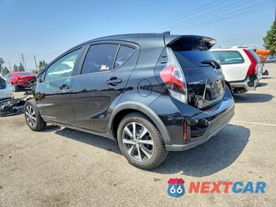 Drugie zdjęcie samochodu z przodu: 2018 TOYOTA PRIUS C TWO VIN:JTDKDTB34J1611182 - miniatura