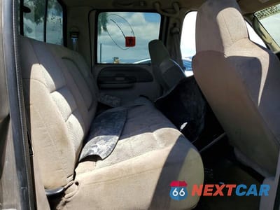 Zdjęcie 10 z 12 samochodu: 2003 FORD F350 SRW SUPER DUTY VIN:1FTSW31P13EB47424 - miniatura