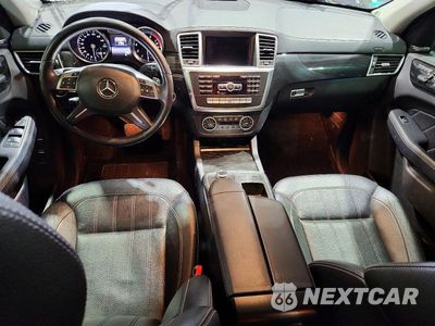 Zdjęcie 8 z 13 samochodu: 2016 MERCEDES-BENZ GL 450 4MATIC VIN:4JGDF6EEXGA711390 - miniatura