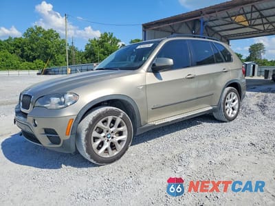 2012 BMW X5 XDRIVE35I 5UXZV4C53CL753823 - główne zdjęcie licytacji z USA - miniatura