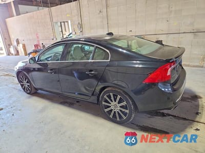 Drugie zdjęcie samochodu z przodu: 2018 VOLVO S60 PLATINUM VIN:LYV402HMXJB179852 - miniatura