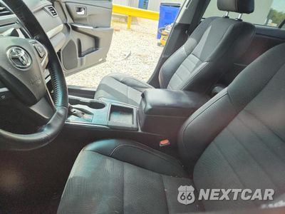 Zdjęcie 7 z 12 samochodu: 2016 TOYOTA CAMRY SE VIN:4T1BF1FK7GU536965 - miniatura