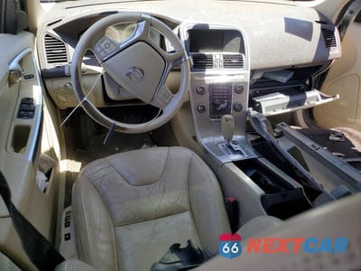 Zdjęcie 8 z 12 samochodu: 2011 VOLVO XC60 3.2 VIN:YV4952DL5B2188849 - miniatura