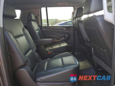 Zdjęcie 11 z 14 samochodu: 2018 CHEVROLET SUBURBAN C1500 PREMIER VIN:1GNSCJKC7JR199694 - miniatura