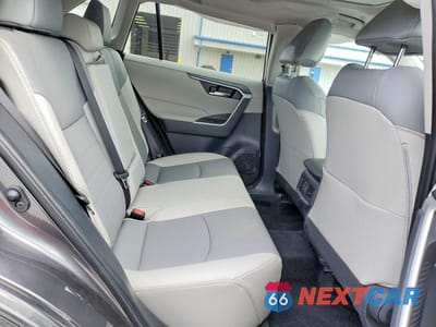 Zdjęcie 10 z 12 samochodu: 2024 TOYOTA RAV4 XLE PREMIUM VIN:2T3A1RFV2RC465902 - miniatura
