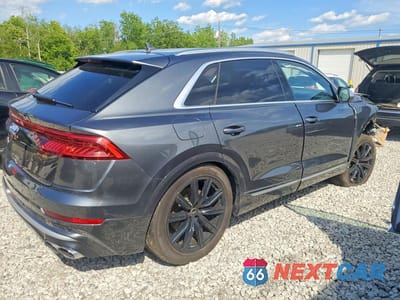 Trzecie zdjęcie samochodu z tyłu: 2022 AUDI SQ8 PRESTIGE VIN:WA1CWBF10ND004924 - miniatura