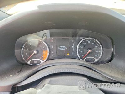 Zdjęcie 9 z 13 samochodu: 2018 JEEP RENEGADE LATITUDE VIN:ZACCJABB3JPH84216 - miniatura
