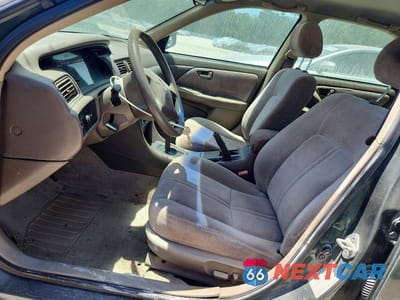 Zdjęcie 7 z 12 samochodu: 1999 TOYOTA CAMRY LE VIN:4T1BG22K6XU918929 - miniatura