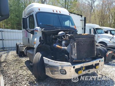 2012 FREIGHTLINER CASCADIA SEMI TRUCK 1FUJGLDR4CSBT0765 - główne zdjęcie licytacji z USA - miniatura