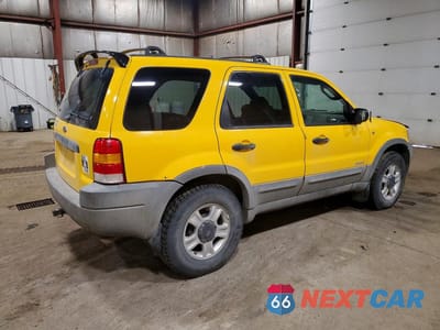 Trzecie zdjęcie samochodu z tyłu: 2001 FORD ESCAPE XLT VIN:1FMCU04141KA59090 - miniatura