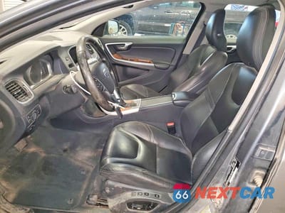 Zdjęcie 7 z 12 samochodu: 2017 VOLVO S60 PLATINUM VIN:LYV402HM7HB142350 - miniatura