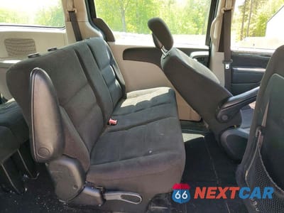 Zdjęcie 11 z 13 samochodu: 2015 DODGE GRAND CARAVAN SE VIN:2C4RDGBG4FR576607 - miniatura