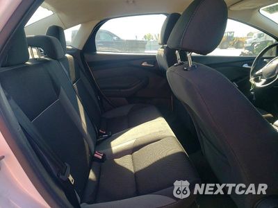 Zdjęcie 10 z 12 samochodu: 2014 FORD FOCUS SE VIN:1FADP3F22EL324778 - miniatura