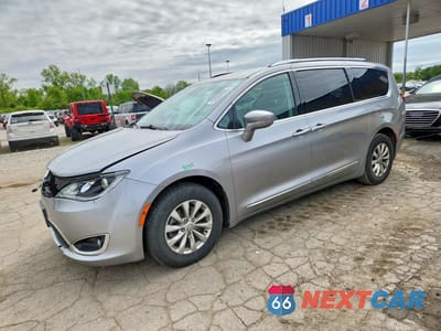 2018 CHRYSLER PACIFICA TOURING L 2C4RC1BG0JR192929 - główne zdjęcie licytacji z USA - miniatura