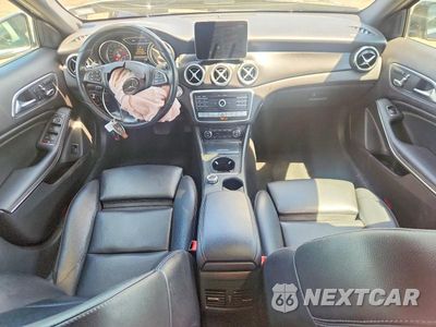 Zdjęcie 8 z 13 samochodu: 2018 MERCEDES-BENZ GLA 250 4MATIC VIN:WDCTG4GB1JJ479672 - miniatura