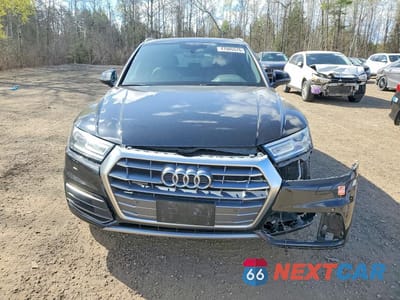 Piąte zdjęcie samochodu w środku: 2019 AUDI Q5 PREMIUM PLUS VIN:WA1BNAFYXK2117759 - miniatura