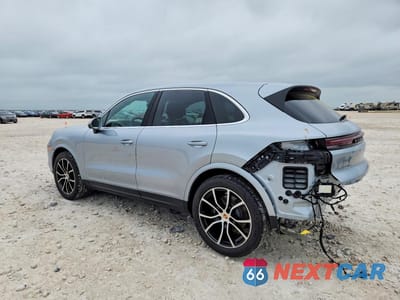 Drugie zdjęcie samochodu z przodu: 2025 PORSCHE CAYENNE VIN:WP1AA2AY3SDA02305 - miniatura