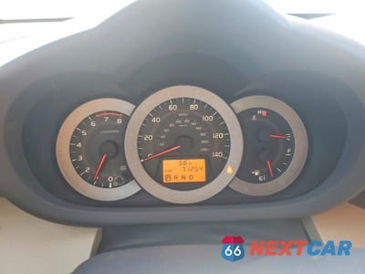 Zdjęcie 9 z 12 samochodu: 2012 TOYOTA RAV4 LIMITED VIN:JTMDF4DV6C5055072 - miniatura
