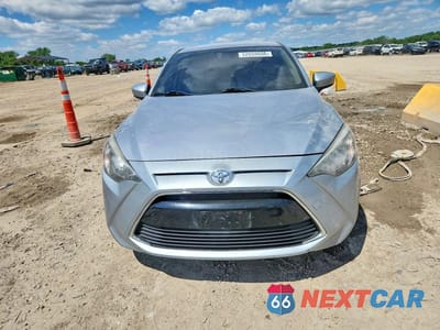 Piąte zdjęcie samochodu w środku: 2018 TOYOTA YARIS IA BASE VIN:3MYDLBYV6JY321621 - miniatura