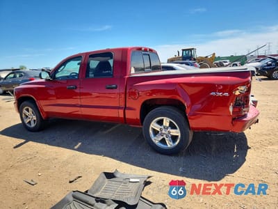 Drugie zdjęcie samochodu z przodu: 2008 DODGE DAKOTA QUAD SLT VIN:1D7HW48K78S634197 - miniatura