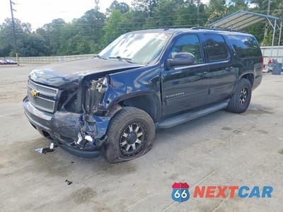 2014 CHEVROLET SUBURBAN C1500 LT 1GNSCJE07ER229669 - główne zdjęcie licytacji z USA - miniatura