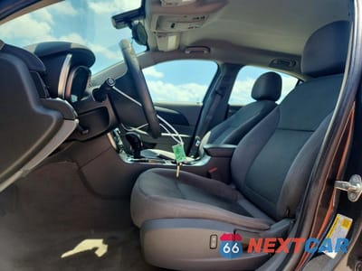 Zdjęcie 7 z 12 samochodu: 2015 CHEVROLET MALIBU LS VIN:1G11B5SL1FF202721 - miniatura