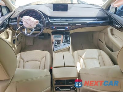 Zdjęcie 8 z 14 samochodu: 2019 AUDI Q7 PREMIUM PLUS VIN:WA1LAAF70KD007329 - miniatura