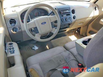 Zdjęcie 8 z 12 samochodu: 2004 FORD F150 VIN:1FTRX12514KC09808 - miniatura