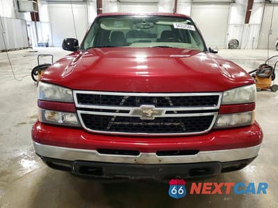 Piąte zdjęcie samochodu w środku: 2007 CHEVROLET SILVERADO K1500 CLASSIC CREW CAB VIN:2GCEK13Z371161778 - miniatura