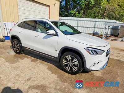 Czwarte zdjęcie samochodu z boku: 2025 MERCEDES-BENZ GLA 250 4MATIC VIN:W1N4N4HB5SJ710985 - miniatura