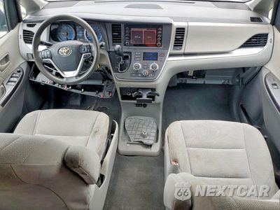 Zdjęcie 8 z 13 samochodu: 2020 TOYOTA SIENNA L VIN:5TDZZ3DC6LS087231 - miniatura