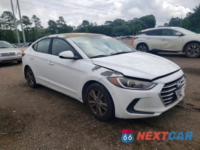 Czwarte zdjęcie samochodu z boku: 2018 HYUNDAI ELANTRA SEL VIN:5NPD84LF0JH230613 - miniatura