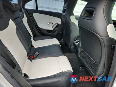 Zdjęcie 10 z 12 samochodu: 2022 MERCEDES-BENZ CLA AMG 35 4MATIC VIN:W1K5J5BB5NN302740 - miniatura