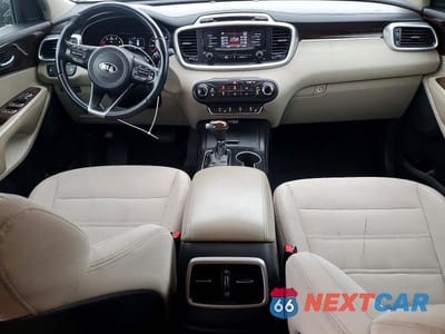 Zdjęcie 8 z 13 samochodu: 2016 KIA SORENTO LX VIN:5XYPG4A36GG140813 - miniatura