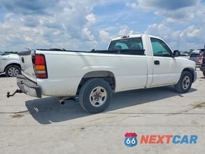 Trzecie zdjęcie samochodu z tyłu: 2004 GMC NEW SIERRA C1500 VIN:1GTEC14V14Z161726 - miniatura