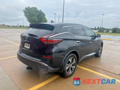 Czwarte zdjęcie samochodu z boku: 2019 NISSAN MURANO S VIN:5N1AZ2MJ7KN112594 - miniatura