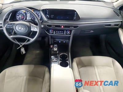 Zdjęcie 8 z 12 samochodu: 2023 HYUNDAI SONATA SEL VIN:KMHL64JA1PA286564 - miniatura