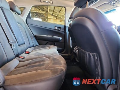 Zdjęcie 10 z 12 samochodu: 2019 KIA OPTIMA EX VIN:5XXGU4L13KG329582 - miniatura