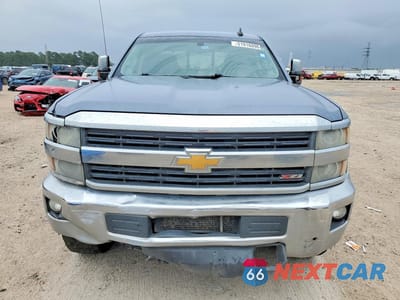 Piąte zdjęcie samochodu w środku: 2016 CHEVROLET SILVERADO 2500 LTZ 4WD 6.6L TDSL VIN:1GC1KWE82GF115920 - miniatura