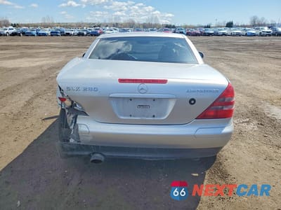 Zdjęcie 6 z 13 samochodu: 1999 MERCEDES-BENZ SLK 230 KOMPRESSOR VIN:WDBKK47F4XF098069 - miniatura