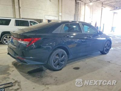 Trzecie zdjęcie samochodu z tyłu: 2023 HYUNDAI ELANTRA SEL VIN:KMHLM4AG6PU415780 - miniatura
