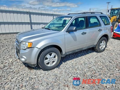 2011 FORD ESCAPE XLS 1FMCU0C72BKC40440 - główne zdjęcie licytacji z USA - miniatura