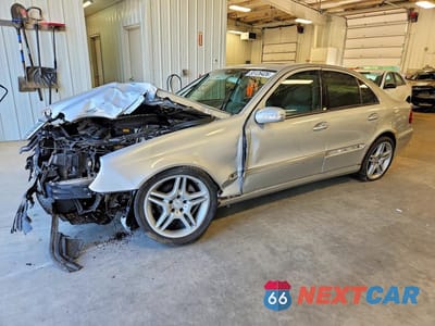 2004 MERCEDES-BENZ E 320 WDBUF65J04A414477 - główne zdjęcie licytacji z USA - miniatura