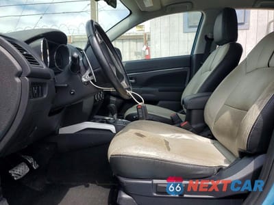 Zdjęcie 7 z 13 samochodu: 2013 MITSUBISHI OUTLANDER SPORT LE VIN:4A4AP5AU8DE025163 - miniatura