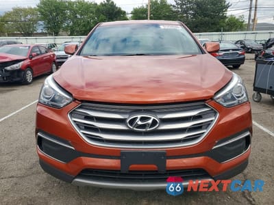 Piąte zdjęcie samochodu w środku: 2018 HYUNDAI SANTA FE SPORT 2.4L VIN:5XYZT3LB9JG520948 - miniatura