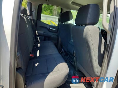 Zdjęcie 10 z 12 samochodu: 2024 GMC SIERRA K1500 VIN:1GTRUAEKXRZ271622 - miniatura